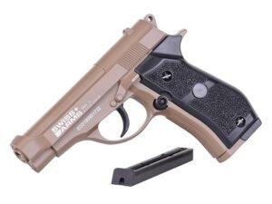 Pistola Swiss Arms P84 Tan Semiautomática Full Metal Cal. 4.5 - Precisión y durabilidad en un diseño robusto.