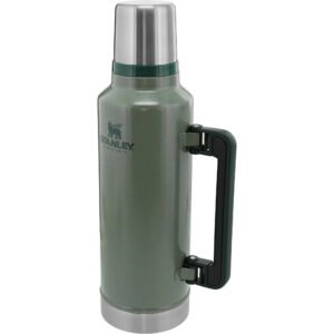 Termo Stanley Classic 1.9 Lt - Durabilidad y Aislamiento Térmico para Outdoor