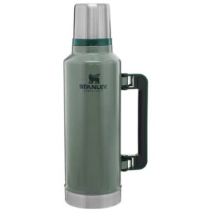Termo Stanley Classic 1.9 Lt - Durabilidad y Aislamiento Térmico para Outdoor