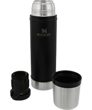 Termo Stanley Classic Lava 591 ml en acero inoxidable para mantener bebidas calientes o frías.